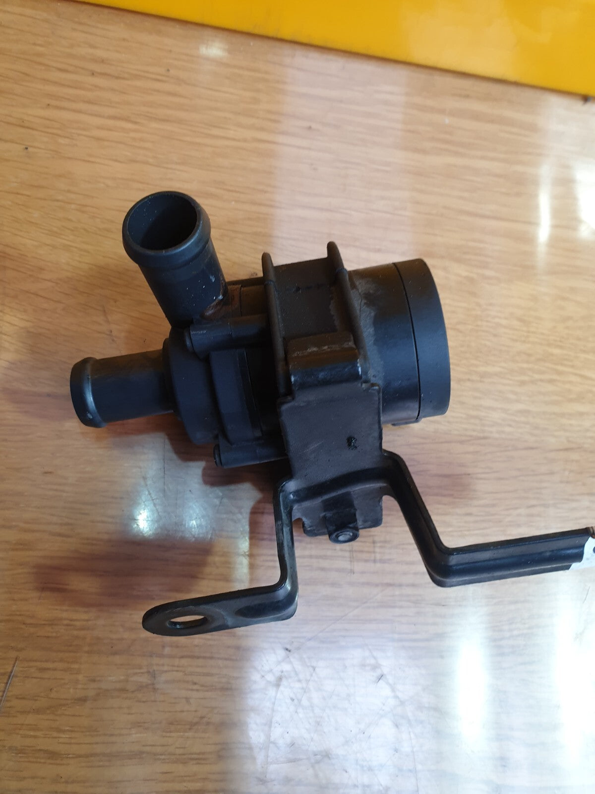 ✅2013 Audi A1 8X Sport 1.4P TFSI Auxiliary Water Pump 1K0965561F + Warranty A114 - Image 4