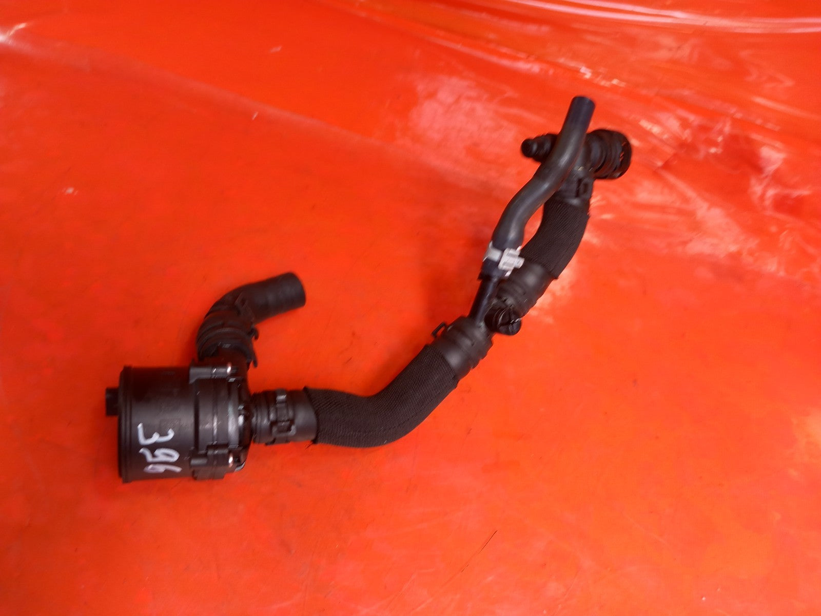 ebay-src:https://i.ebayimg.com/00/s/mtiwmfgxnjaw/z/h-0aaeswmtbqp45x/$_57.jpg