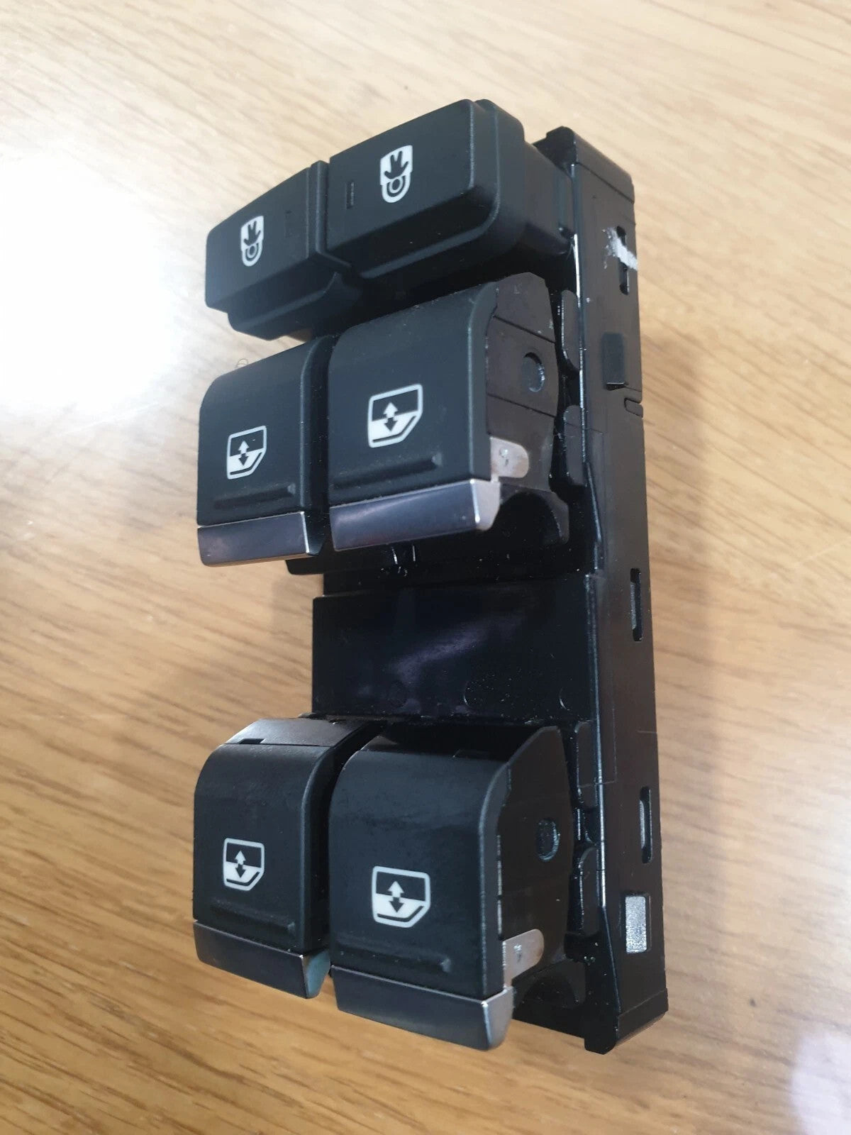 ebay-src:https://i.ebayimg.com/00/s/mtywmfgxmjaw/z/1o4aaeswunvqkrgq/$_57.jpg