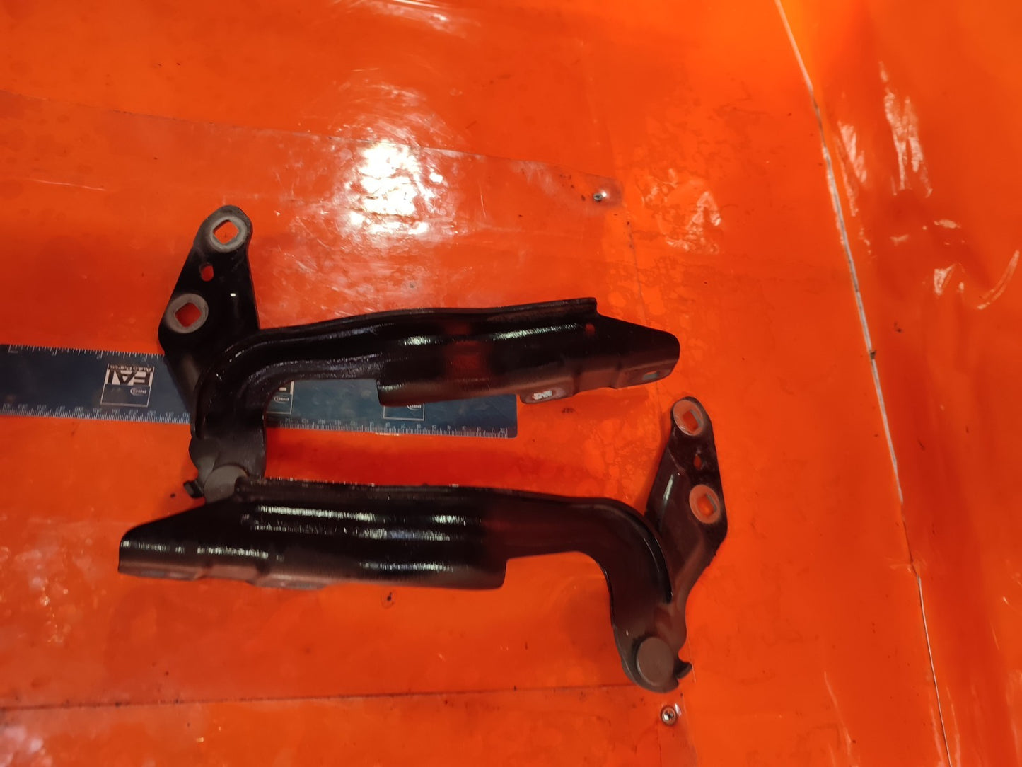 ✅2018 FORD GALAXY ZETEC BONNET HINGE PAIR EM2B-R16800-BA + WARRANTY A301 - Image 7