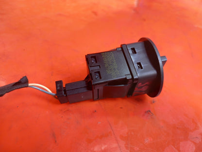 Renault Captur 1.6 Petrol 2023 Passenger ArBag On Off Control Switch 681991670R  - Image 12