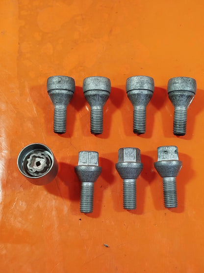 ✅RENAULT CLIO V 1.6 PETROL 2025 LOCKING WHEEL NUTS SET 8201724188 Warranty A331 - Image 2