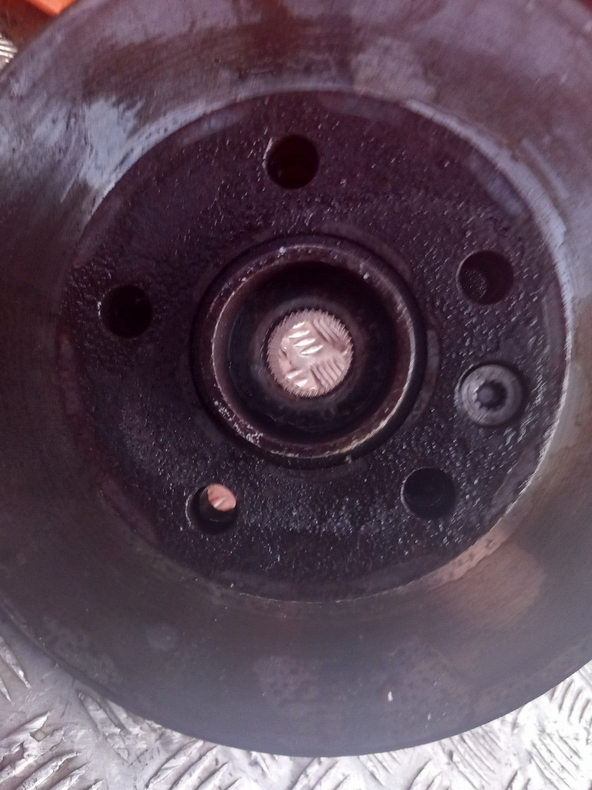 2021 VW Transporter T30 Front Right Wheel Hub Bearing Warranty A410 - Image 6