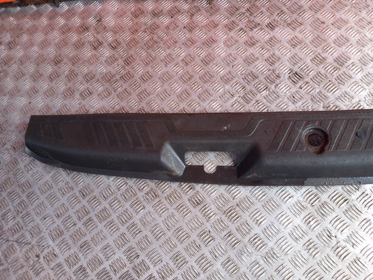 Ford Transit Custom 2.2 Diesel 2015 Rear Lower Back Panel BK21B40320DB A413 - Image 3
