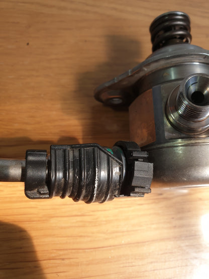 ebay-src:https://i.ebayimg.com/00/s/mtywmfgxmjaw/z/yi8aaoswwwhmu2p9/$_57.jpg