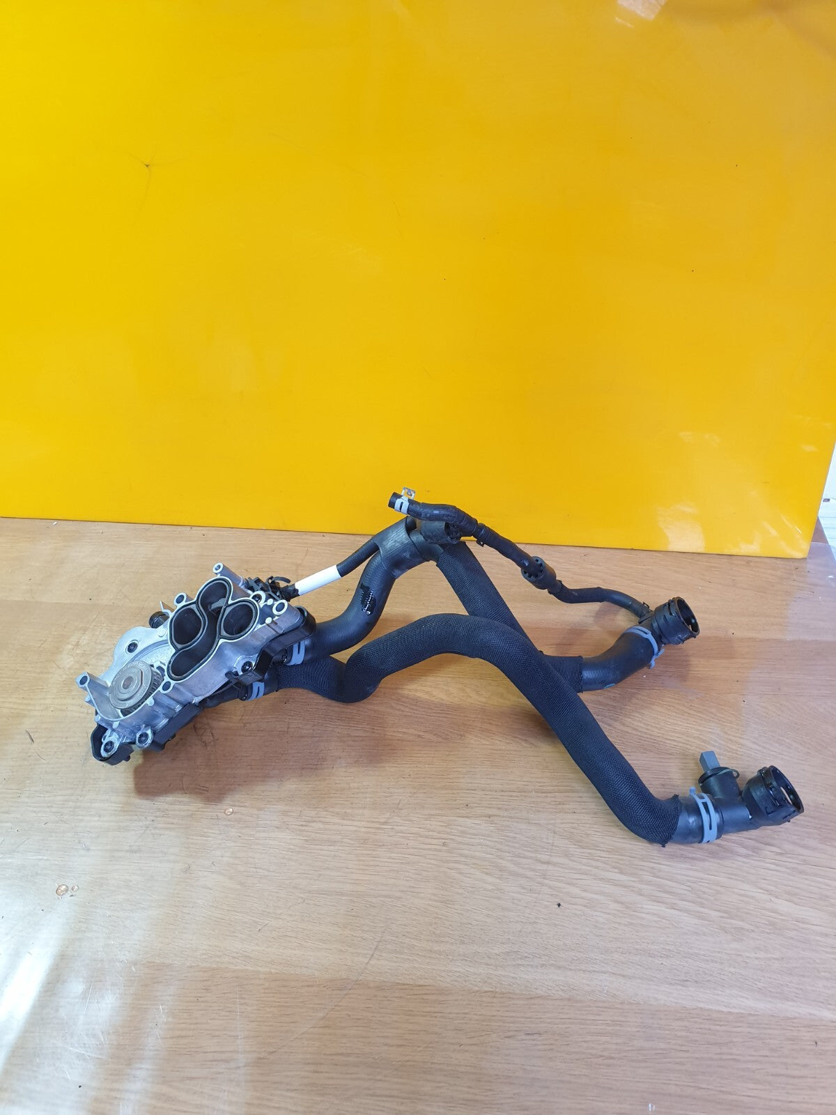 ebay-src:https://i.ebayimg.com/00/s/mtywmfgxmjaw/z/pb0aaosw5ghmafz2/$_57.jpg