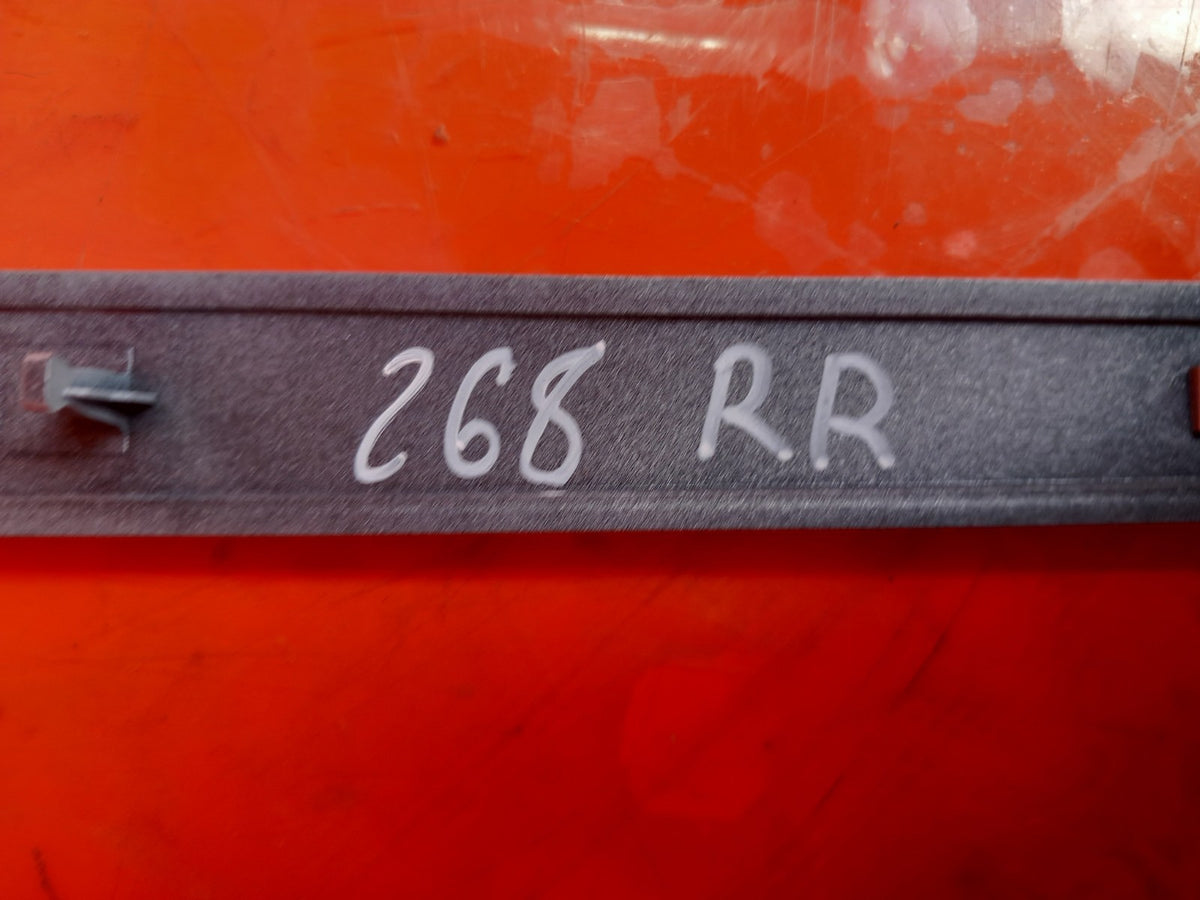 ebay-src:https://i.ebayimg.com/00/s/mtiwmfgxnjaw/z/scqaaeswh~xqbt-m/$_57.jpg