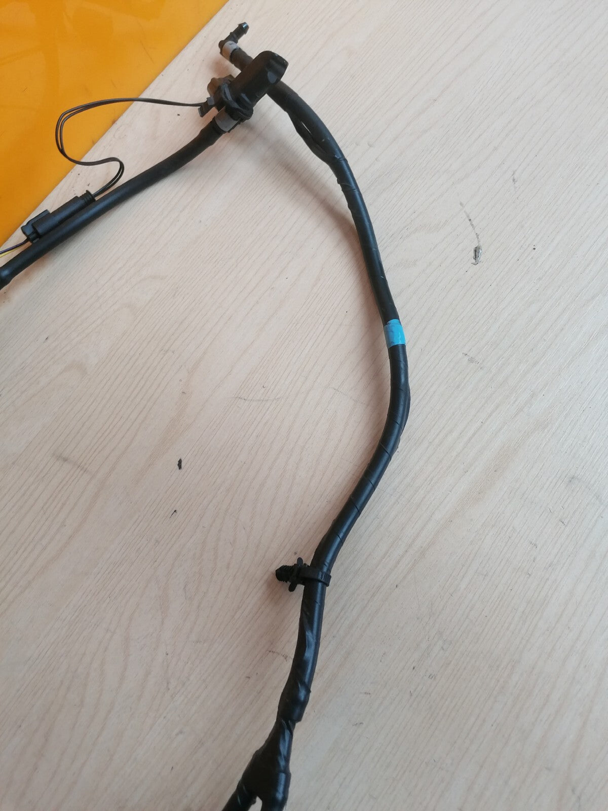✅2018 LAND ROVER DISCOVERY SPORT L550 WINDSCREEN WASHER JET NOZZLE FK72-14297-AC - Image 6