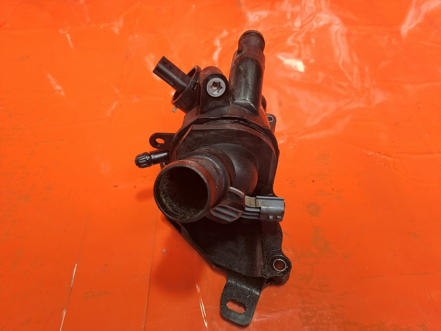 ✅Renault Captur Iconic 1.3 Petrol 2021 Thermostat Housing 110609301R A2822033300 - Image 4