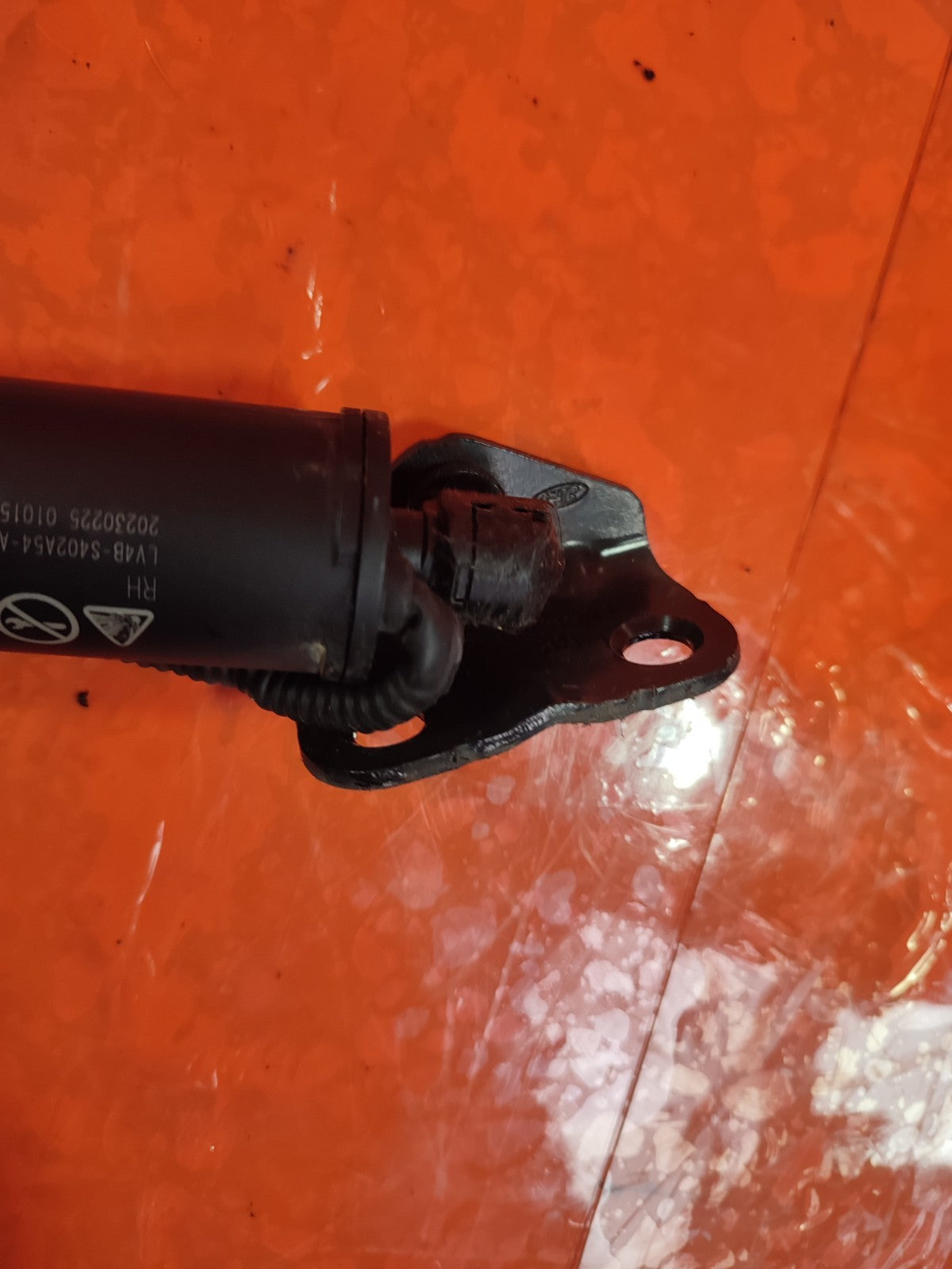 ✅FORD KUGA St-LINE 1.5 PETROL 2024 ELECTRIC TAILGATE BOOT STRUTS LV4BS402A55AF - Image 9