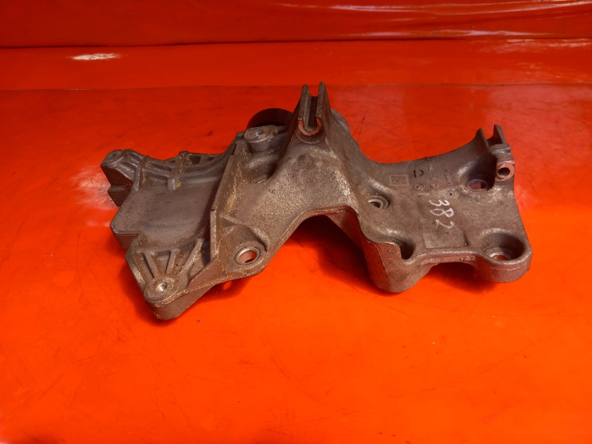 ebay-src:https://i.ebayimg.com/00/s/mtiwmfgxnjaw/z/82eaaeswbjrqdftv/$_57.jpg