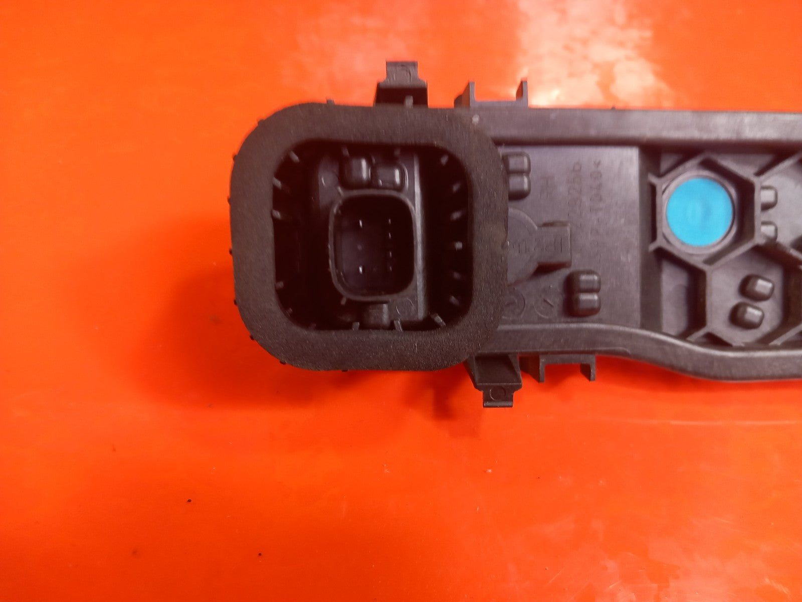ebay-src:https://i.ebayimg.com/00/s/mtiwmfgxnjaw/z/ep8aaesw2djql61f/$_57.jpg