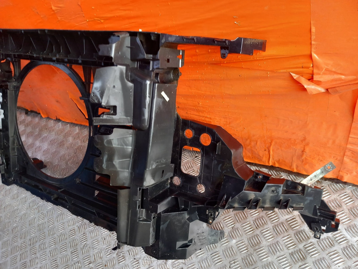 2013 Mini Countryman One D Radiator Front Panel 9802025 Warranty A304 - Image 4