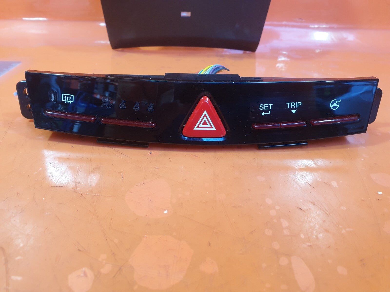 2017 SSANGYONG TIVOLI EX 1.6D CLIMATE CONTROL PANEL 68720-35000 + WARRANTY A230 - Image 4