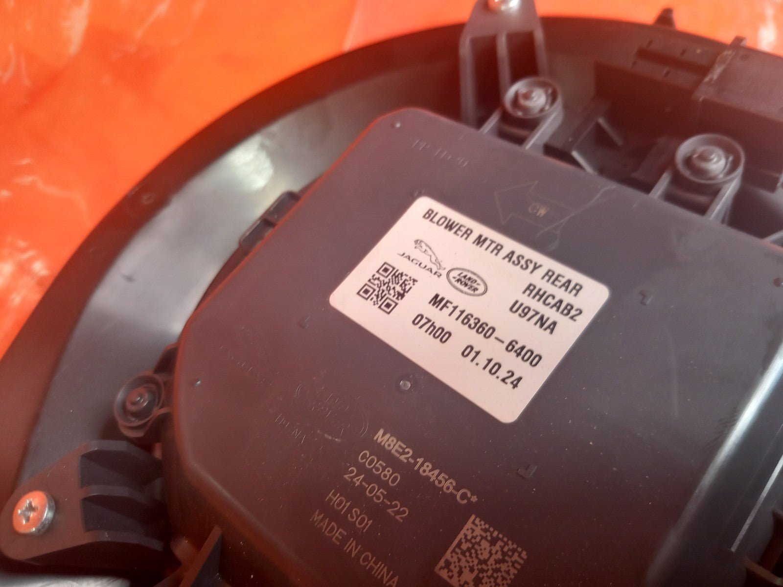 2025 Land Rover Defender L663 Heater Matrix Box N8B2-18D283-AE Warranty A396 - Image 9