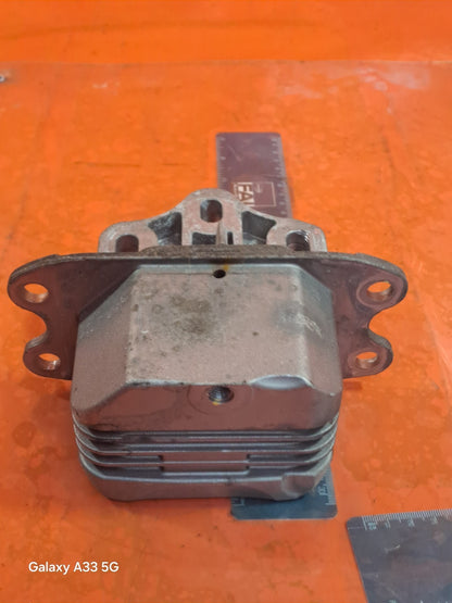 ✅BMW X1 F48 2.0 PETROL 2018 LEFT GEARBOX MOUNT OEM 6853449 Warranty A303 - Image 9