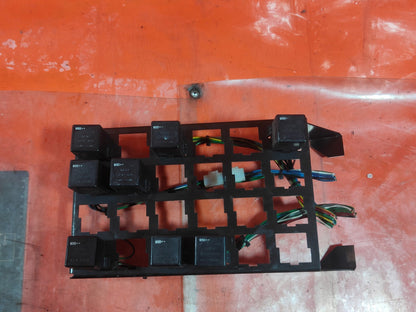 ✅2003 VOLVO FL RELAY FUSE BOX V23134-A56-X397 + WARRANTY A324 - Image 2
