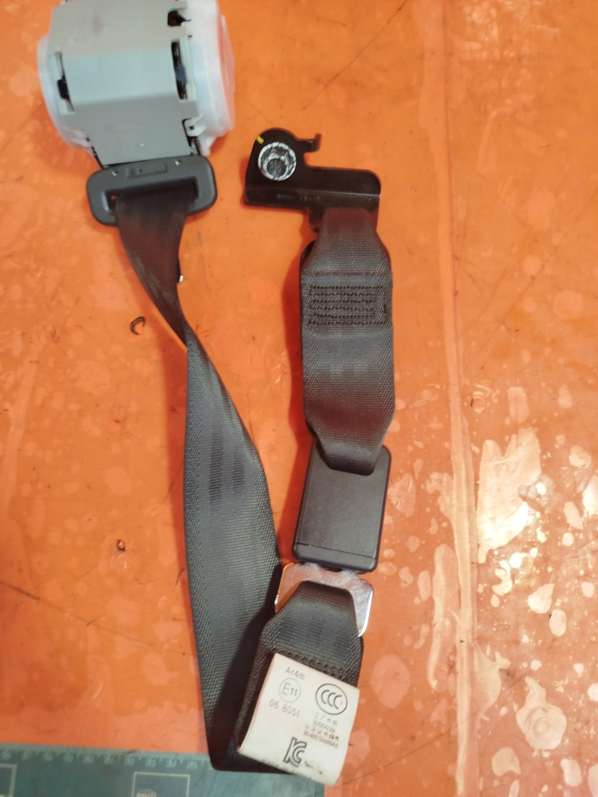 ✅SSANGYONG TIVOLI REAR CENTRE MIDDLE SEAT BELT 75605-35000 Warranty xAA - Image 8