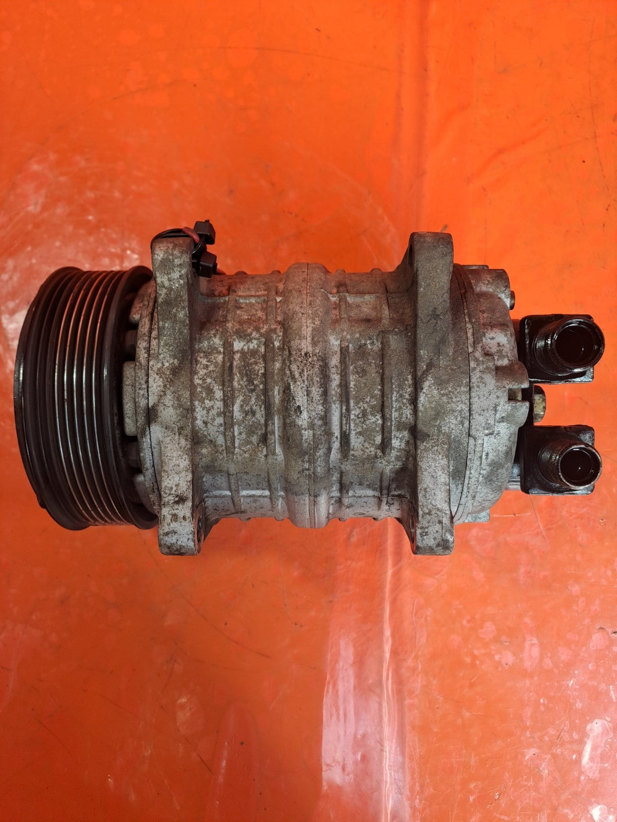 ebay-src:https://i.ebayimg.com/00/s/mtywmfgxmjaw/z/jqaaaeswiz9plinq/$_57.jpg