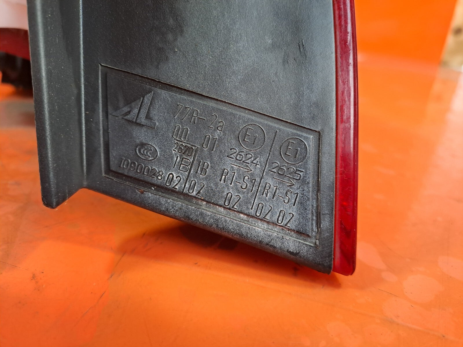 ✅AUDI A5 S LINE CABRIO 2.0 PETROL 2009 REAR RIGHT OUTER TAIL LIGHT 8T0945096B - Image 8