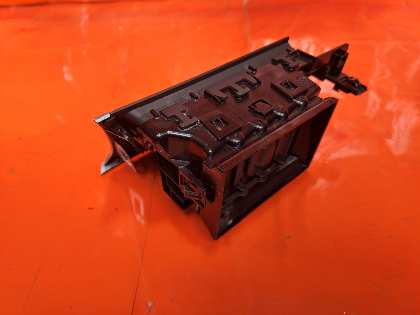 ✅2021 Renault Captur MK2 Dash Vent Right Side Central 687507565R + Warranty A385 - Image 4