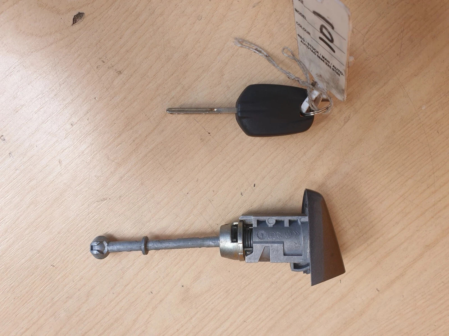 ✅Vauxhall Corsa 1.2 Petrol 2021 Barrel Door Lock Switch w/Key Warranty A005 - Image 7