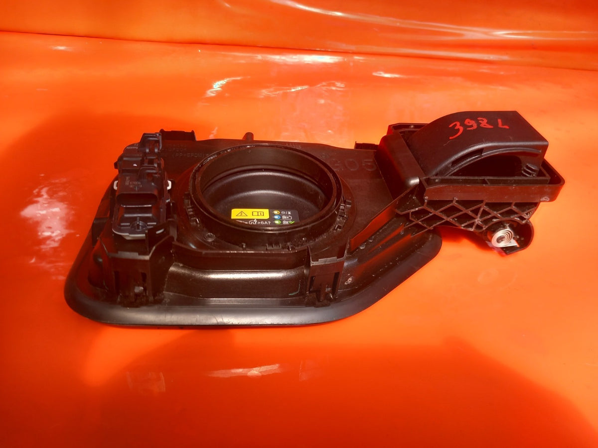 ebay-src:https://i.ebayimg.com/00/s/mtiwmfgxnjaw/z/7feaaeswyczqwqqk/$_57.jpg