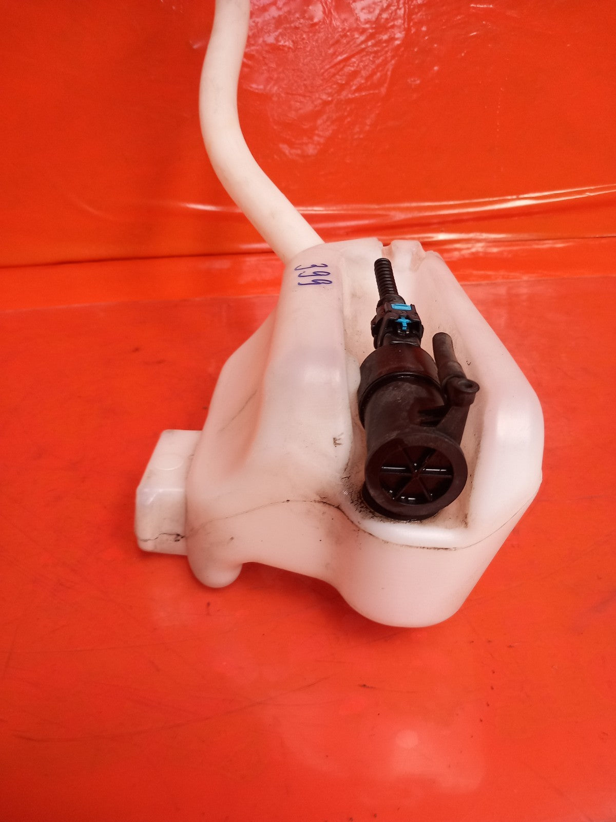 ebay-src:https://i.ebayimg.com/00/s/mtywmfgxmjaw/z/-buaaeswbidqev0e/$_57.jpg