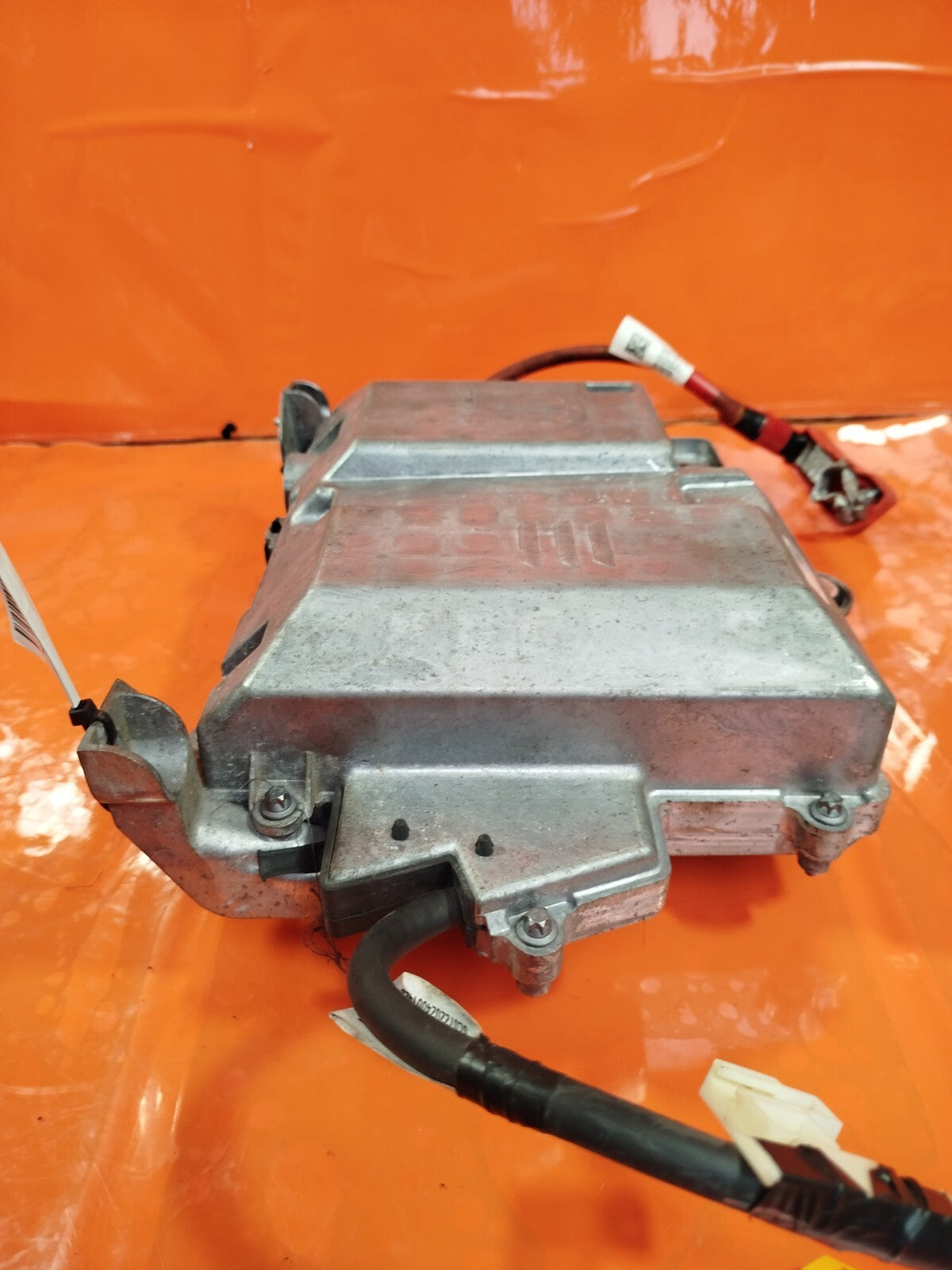 ✅Tesla Model 3 Long Range 2020 Front Suspension Control Unit 1100334-00-E A262 - Image 7