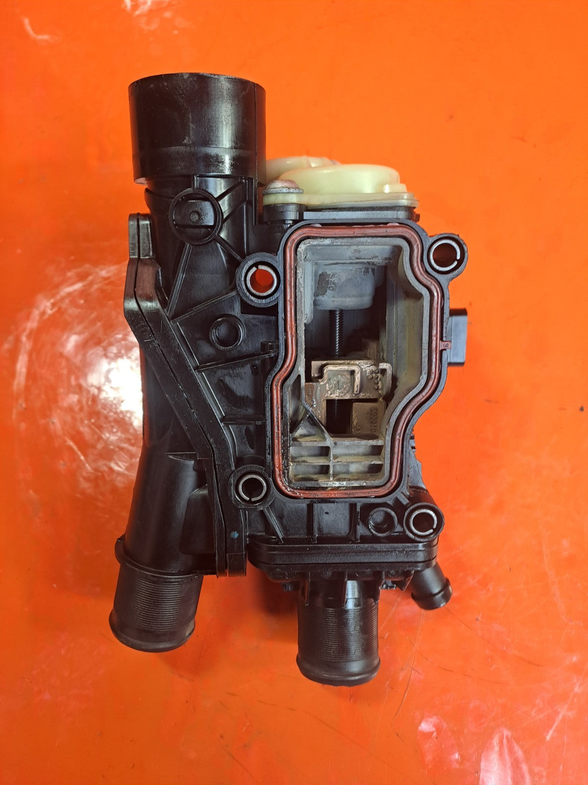 ebay-src:https://i.ebayimg.com/00/s/mtywmfgxmjaw/z/zzgaaeswzq5pldbf/$_57.jpg
