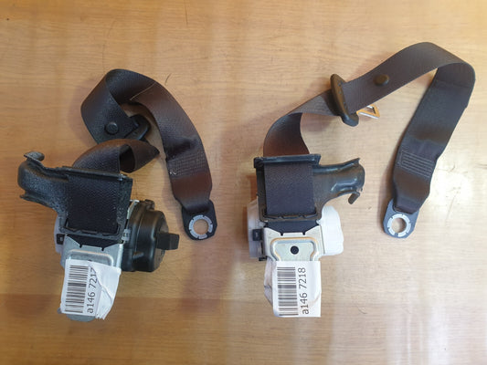 ✅2019 Lexus NX 300H Rear Right & Left Seatbelt Pair 73360-78060 + Warranty A146 - Image 2