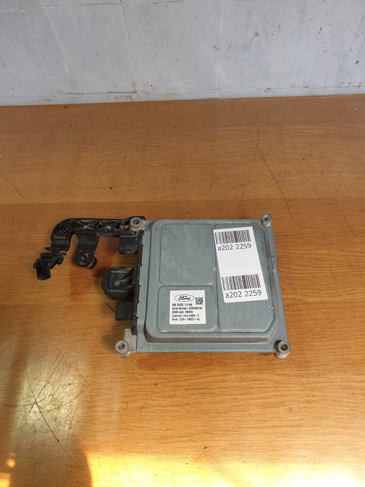 ✅Ford Puma St-Line 1.0 Petrol 2022 VOLTAGE CONVERTER LX7A14B227AJ Warranty A202 - Image 4