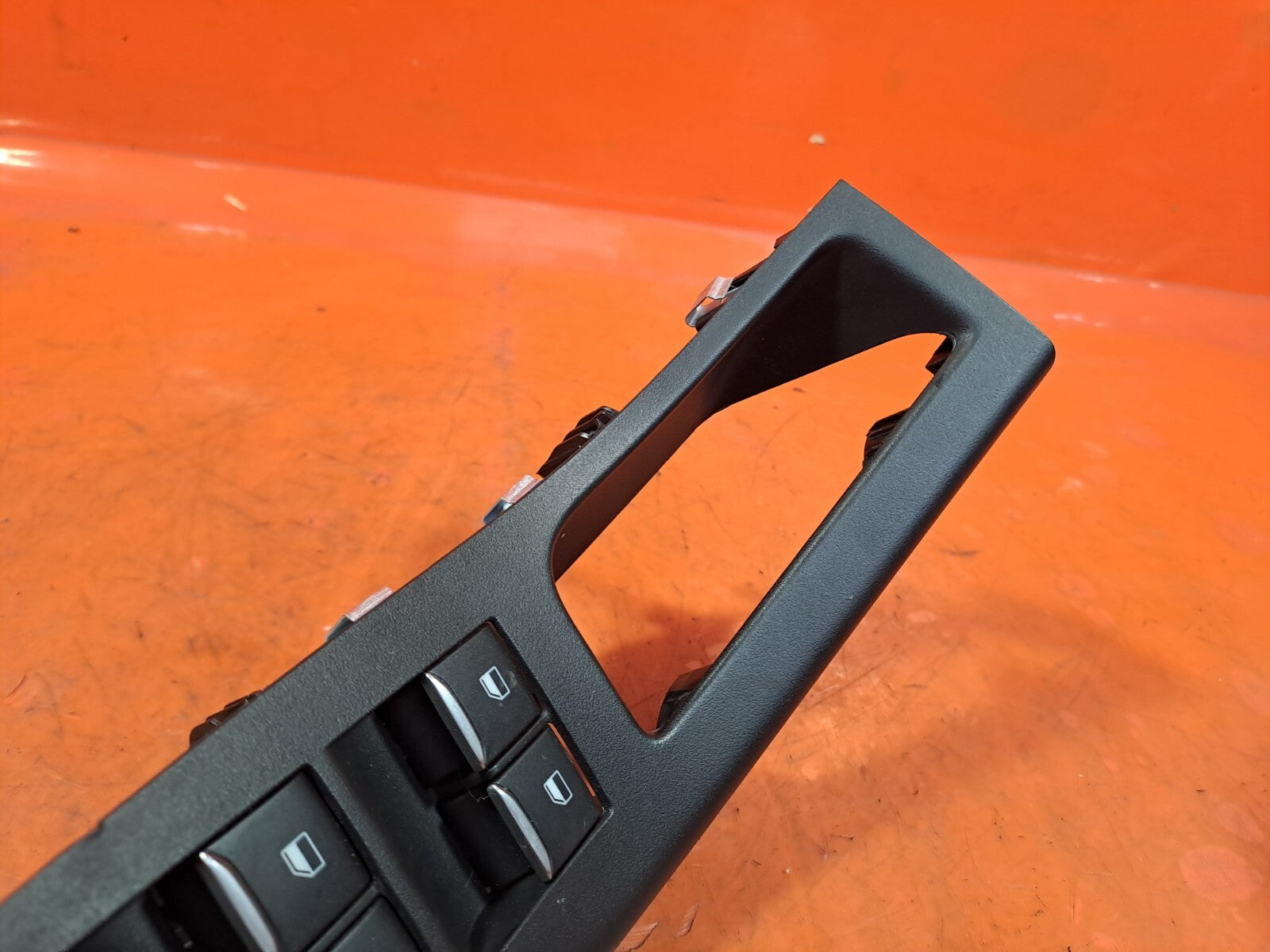 ✅2020 FORD FIESTA ACTIVE 1.0P FRONT RIGHT DOOR WINDOW SWITCH H1BT-14540-DC A247 - Image 4
