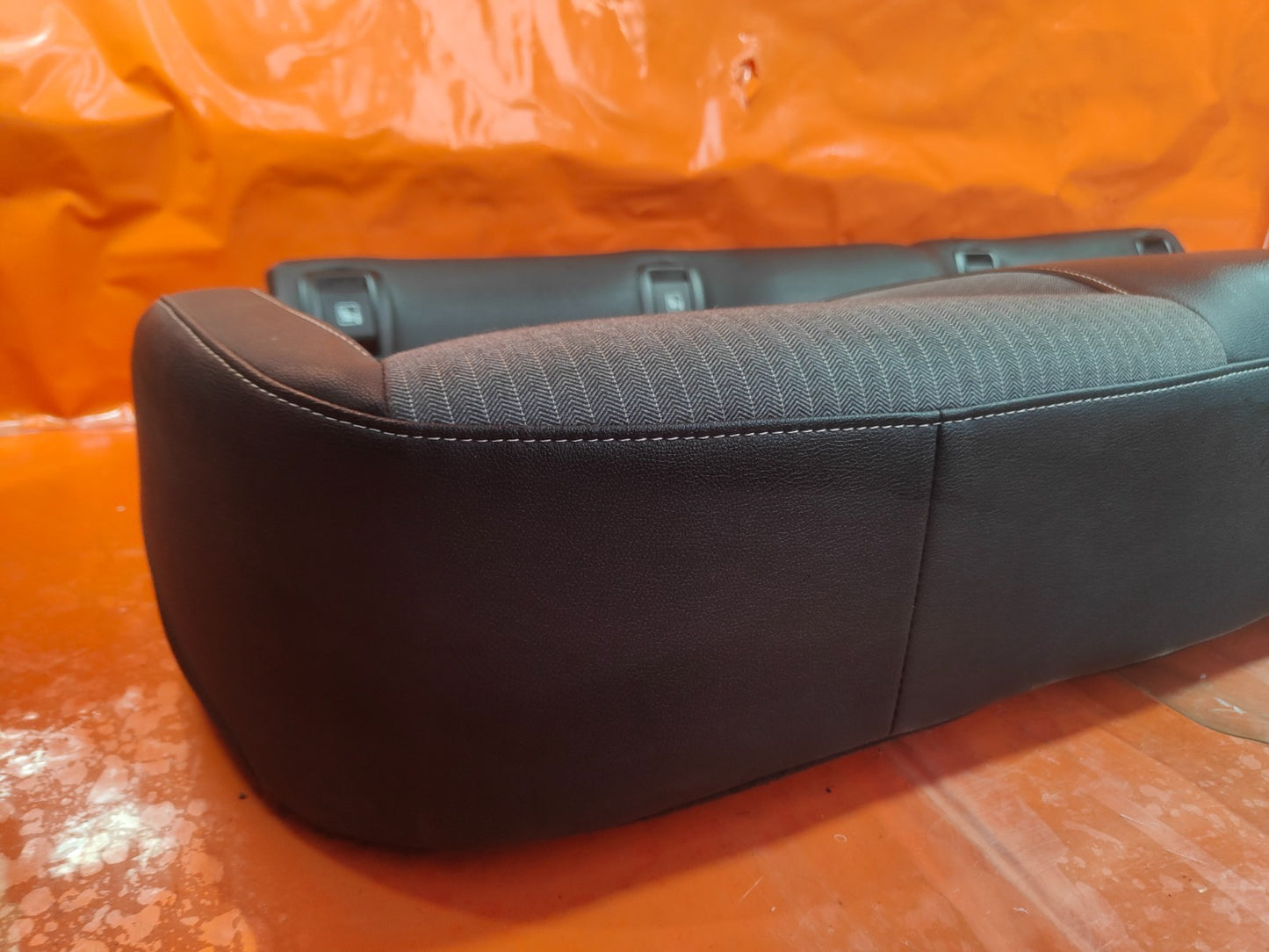 ebay-src:https://i.ebayimg.com/00/s/mtiwmfgxnjaw/z/q0eaaeswblvpaot8/$_57.jpg