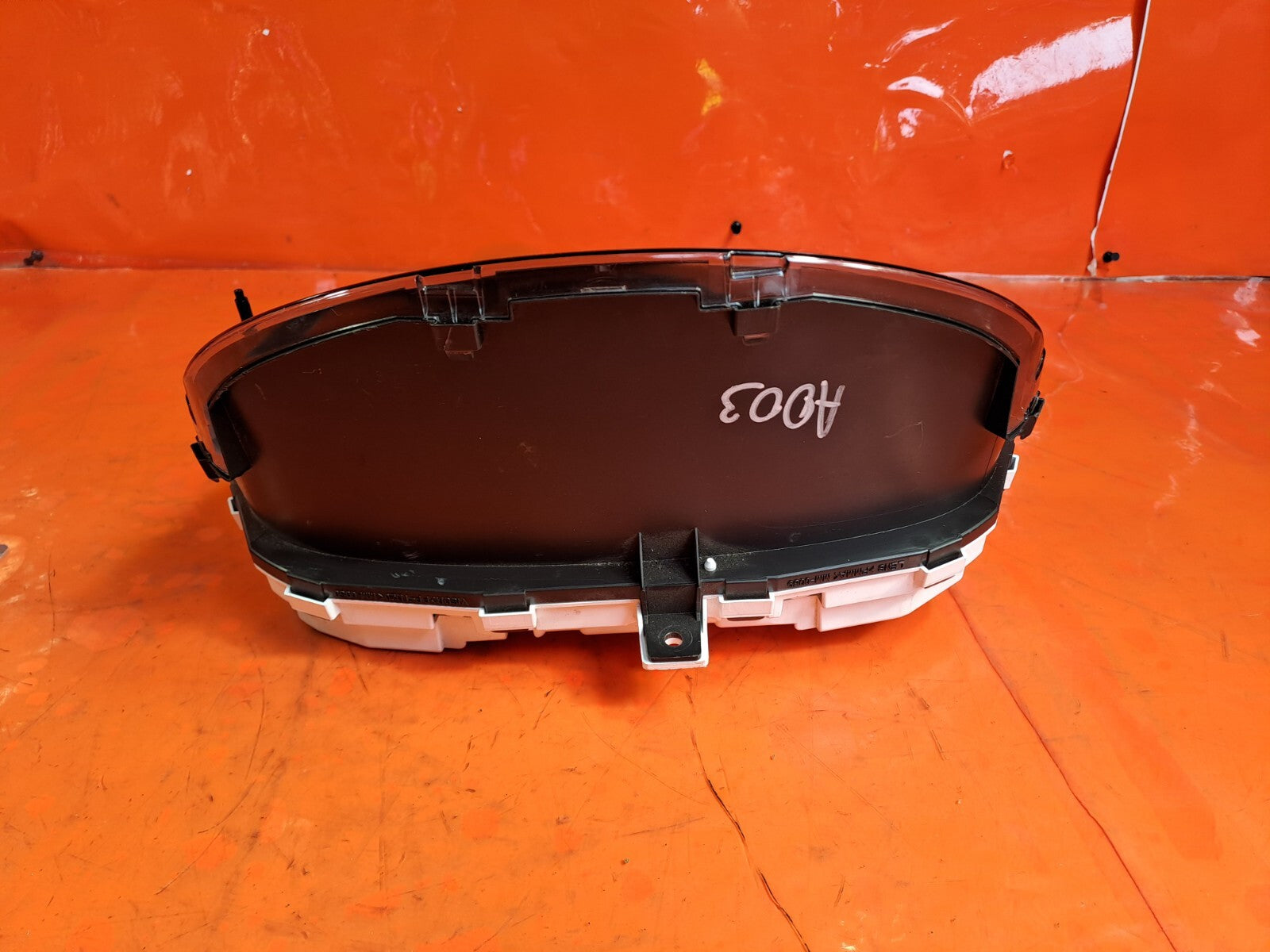 ebay-src:https://i.ebayimg.com/00/s/mtiwmfgxnjaw/z/hkiaaoswhmdn-yrt/$_57.jpg