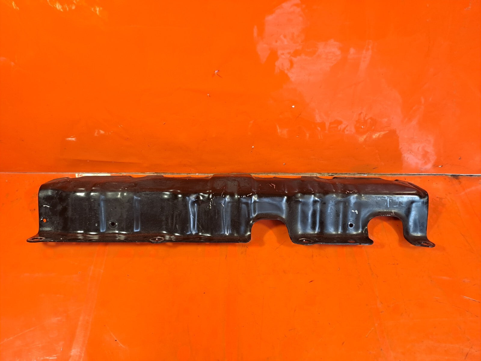 ✅TESLA MODEL 3 LONG RANGE 2020 BATTERY PACK REAR SUPPORT MOUNT BRACKET A262 - Image 2