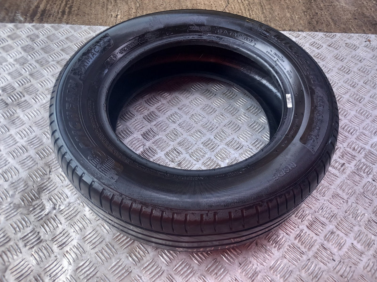 Michelin Primacy 4 Tyre 195/65 R16 3.71 mm Warranty xAA - Image 1