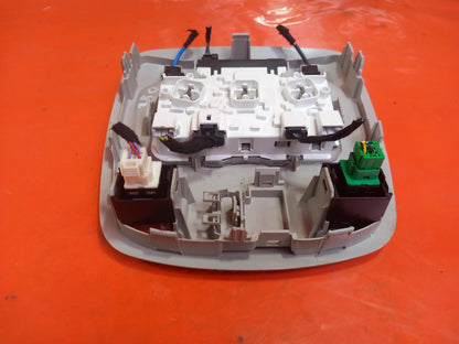 ✅2020 Vauxhall Vivaro 2900 Interior Roof Courtesy Reading Light 9677821577 A380 - Image 11