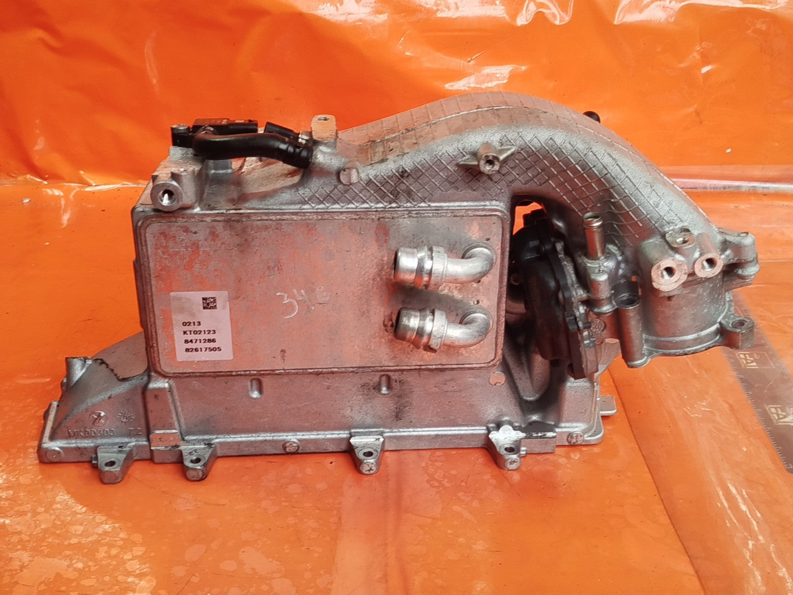 ebay-src:https://i.ebayimg.com/00/s/mtiwmfgxnjaw/z/cqsaaeswsafpiwy5/$_57.jpg