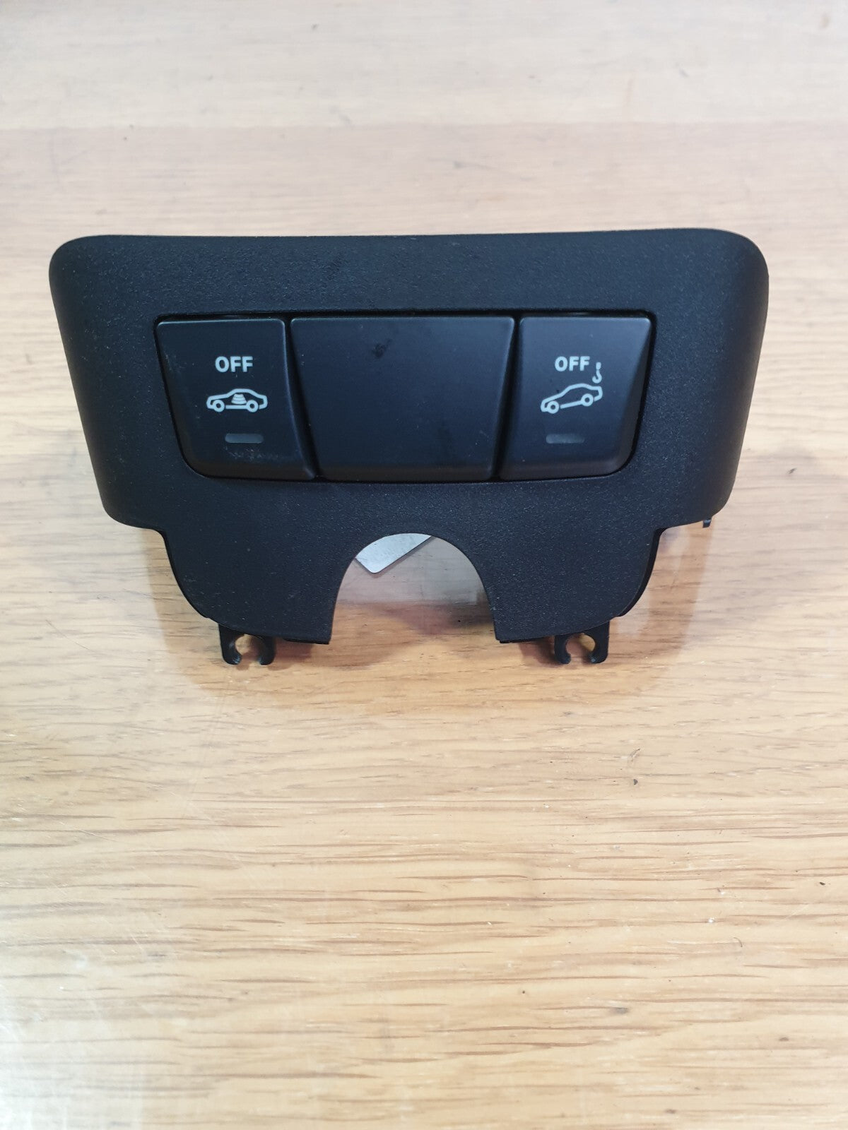 MERCEDES B CLASS W246 1.8 DIESEL 2012 ALARM TOW TOWING CONTROL SWITCH A211 - Image 1