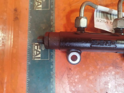 ✅Land Rover Range Rover Sport 2007 2.7 Diesel FUEL INJECTOR RAIL 7H2Q-9D280-DD - Image 2