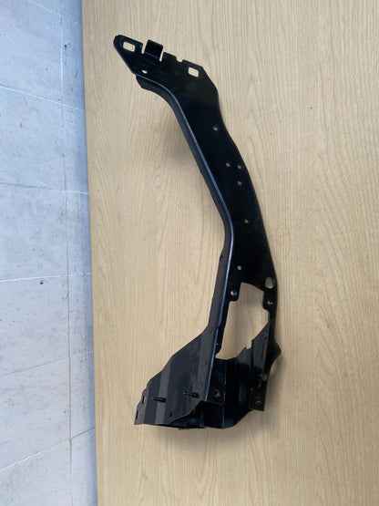 MINI COOPER 1.5 DIESEL 2017 PASSENGER LEFT SIDE HEADLIGHT PANEL SUPPORT - Image 7