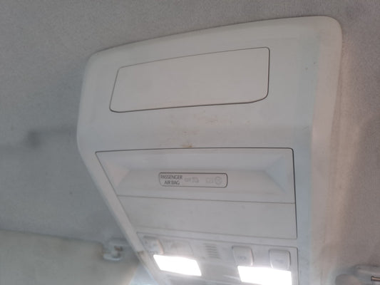 2021 VW Transporter T30 Front Roof Interior Reading Light Warranty A412 - Image 2