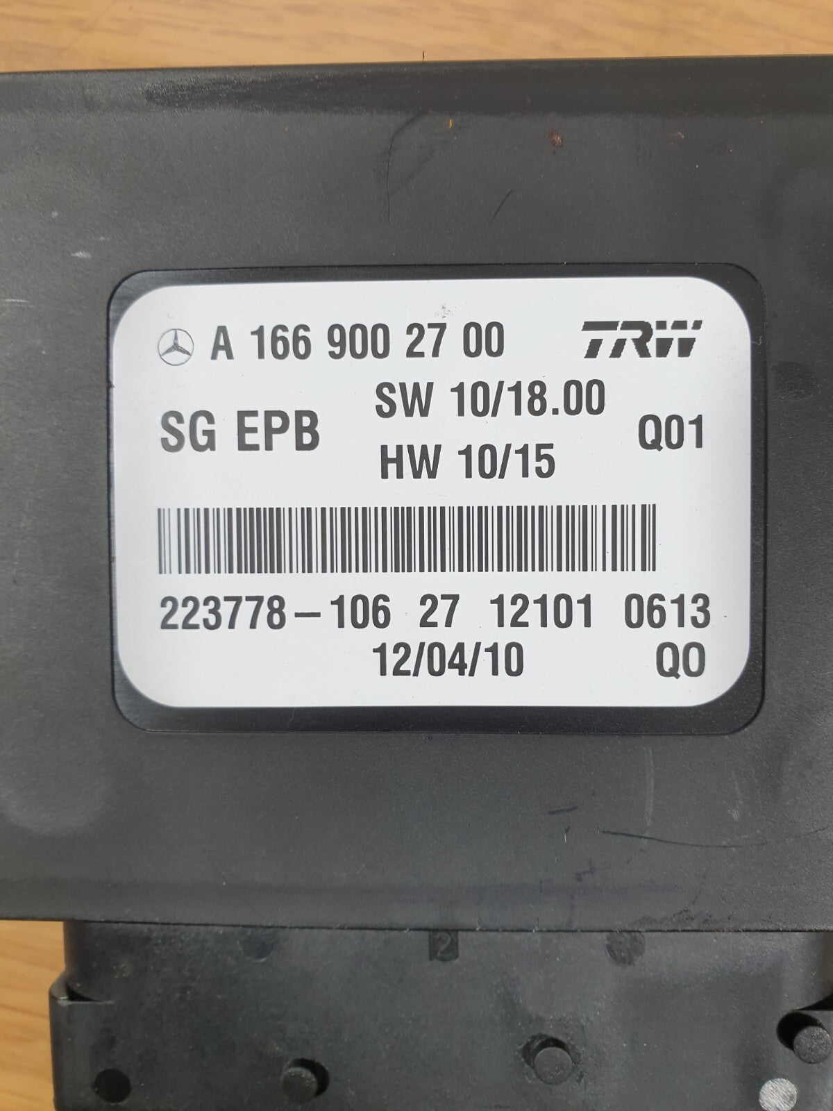 MERCEDES B CLASS W246 1.8 DIESEL 2012 HANDBRAKE PARKING BRAKE CONTROL MODULE - Image 9