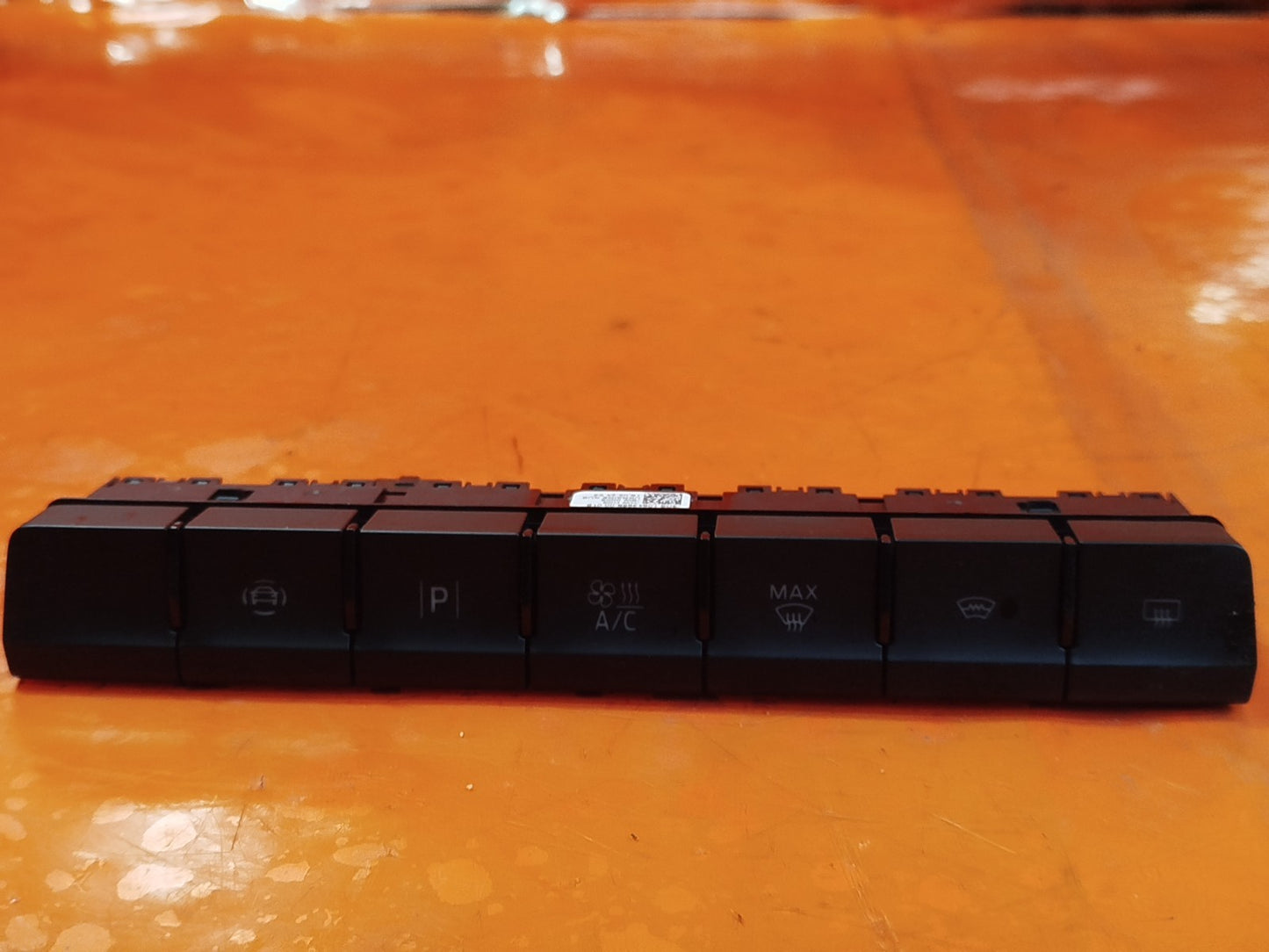 ebay-src:https://i.ebayimg.com/00/s/mtiwmfgxnjaw/z/rkkaaeswkglpgcot/$_57.jpg