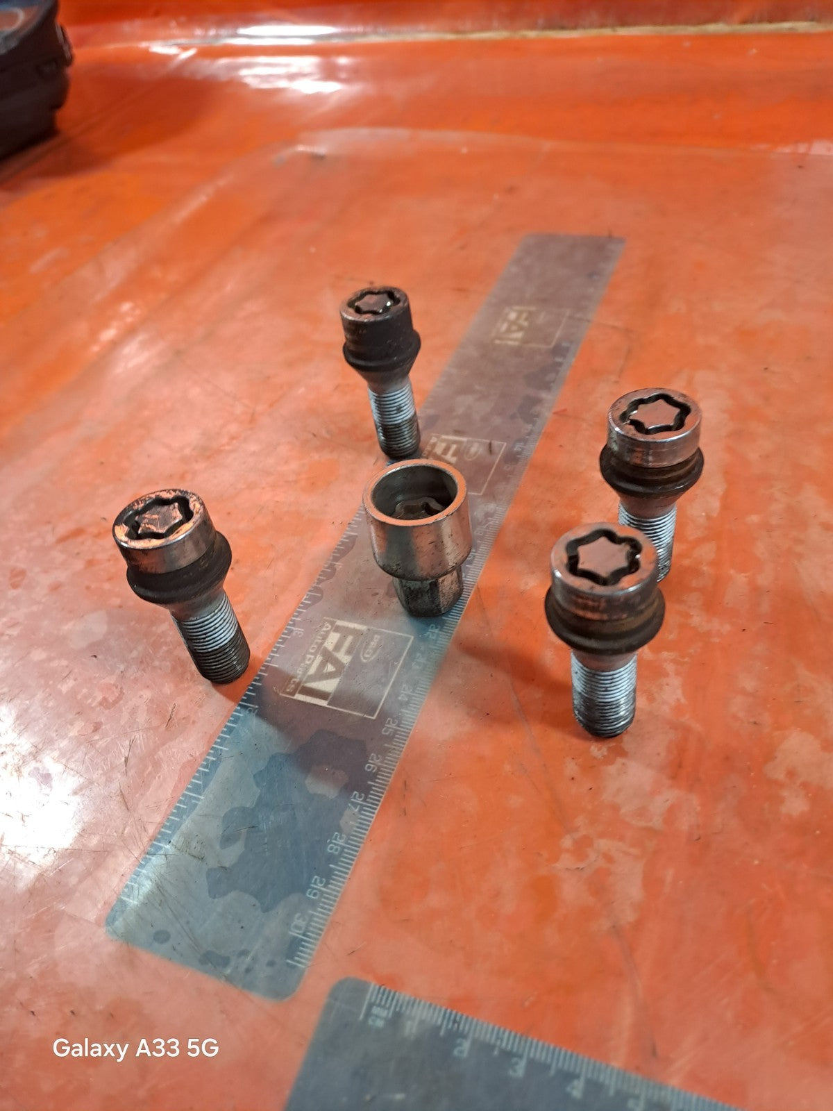 ✅BMW 318I F30 1.5 PETROL 2016 LOCKING WHEEL BOLT NUTS Warranty A330 - Image 7