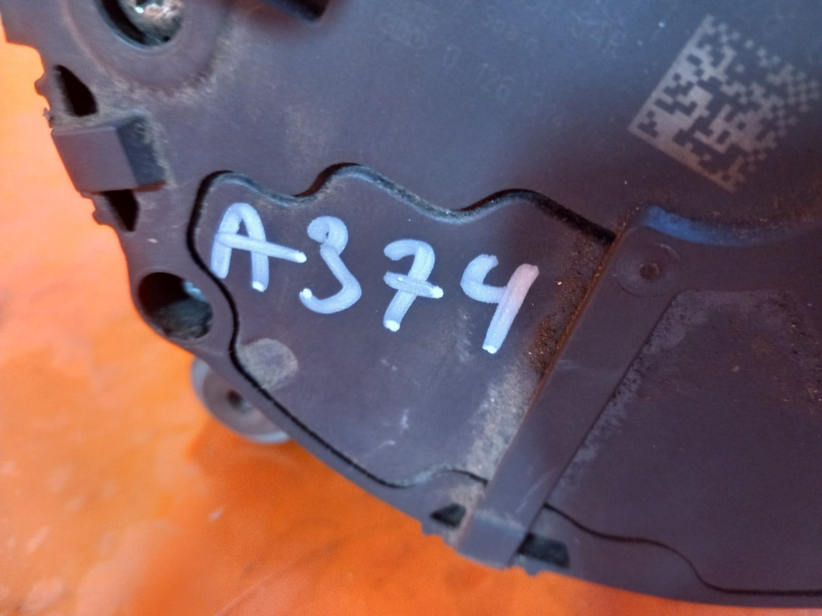 ebay-src:https://i.ebayimg.com/00/s/mtiwmfgxnjaw/z/p2eaaeswudlq5gbb/$_57.jpg