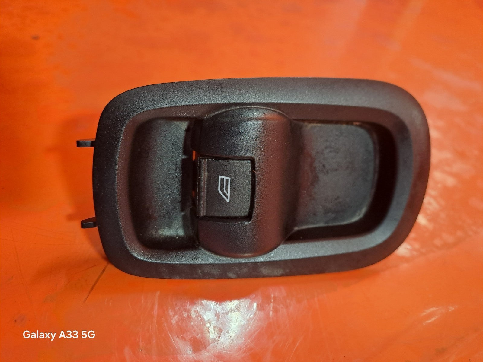 ebay-src:https://i.ebayimg.com/00/s/mtiwmfgxnjaw/z/kx8aaesw64xpcnzt/$_57.jpg