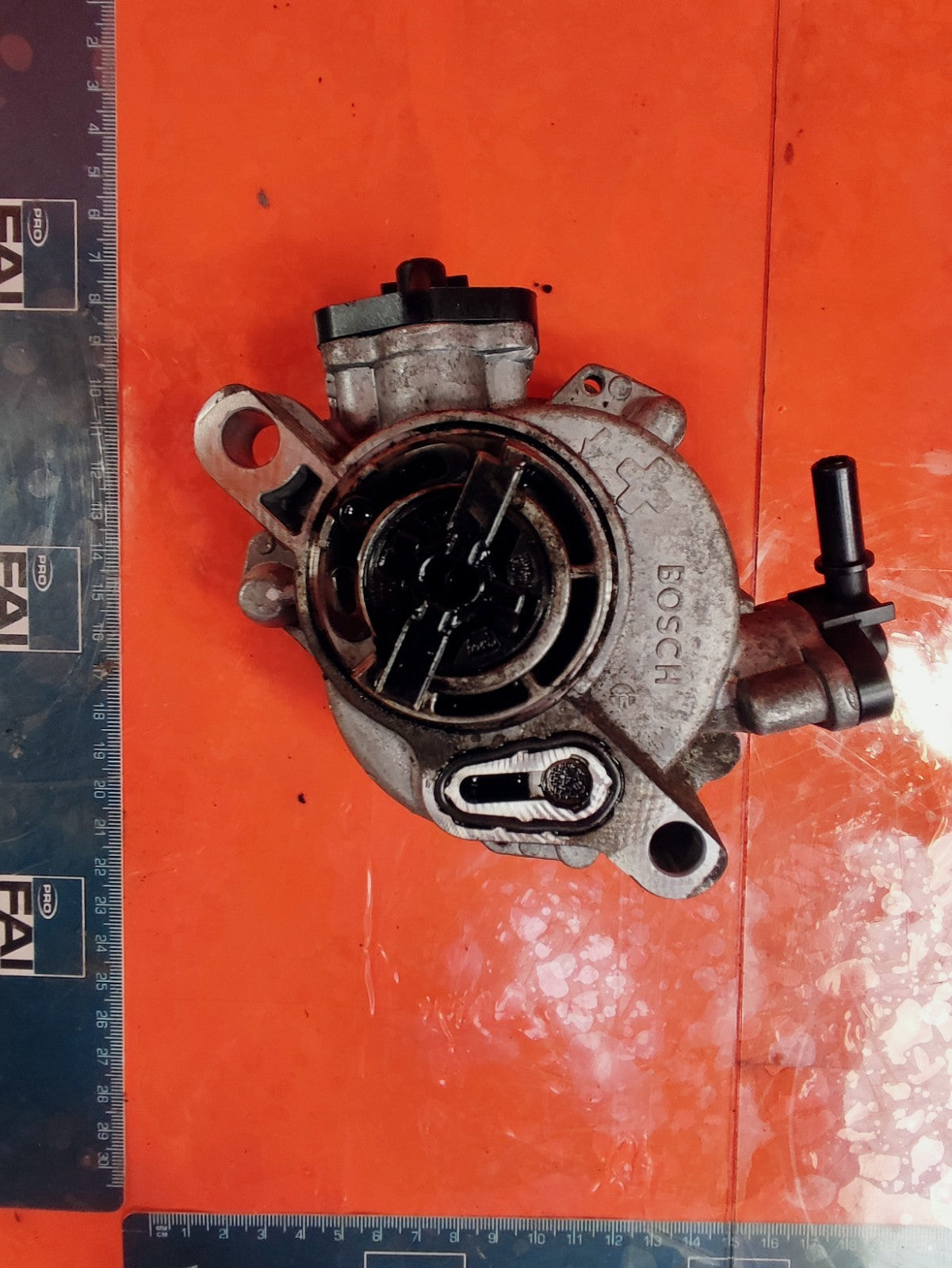 ✅FORD MONDEO TITANIUM 1.5 DIESEL 2016 VACUUM PUMP 9804021880 Warranty A292 - Image 1