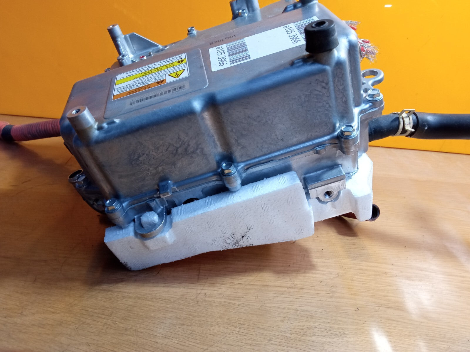 ✅Mitsubishi Outlander 2.0 PHEV Petrol Hybrid 2017 Voltage Converter 9410A130 - Image 3